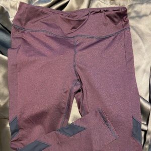 Everlast burgundy leggings sz Jr’s lg